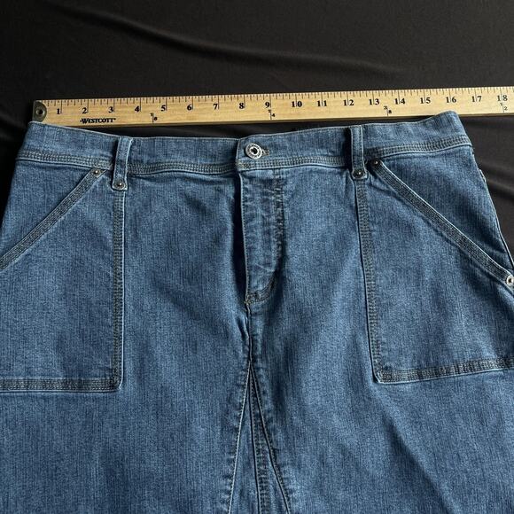 DKNY Jeans Skirt Womens 13 Blue Denim A-Line Utility Pockets Stretch Midi Patch - Picture 8 of 10